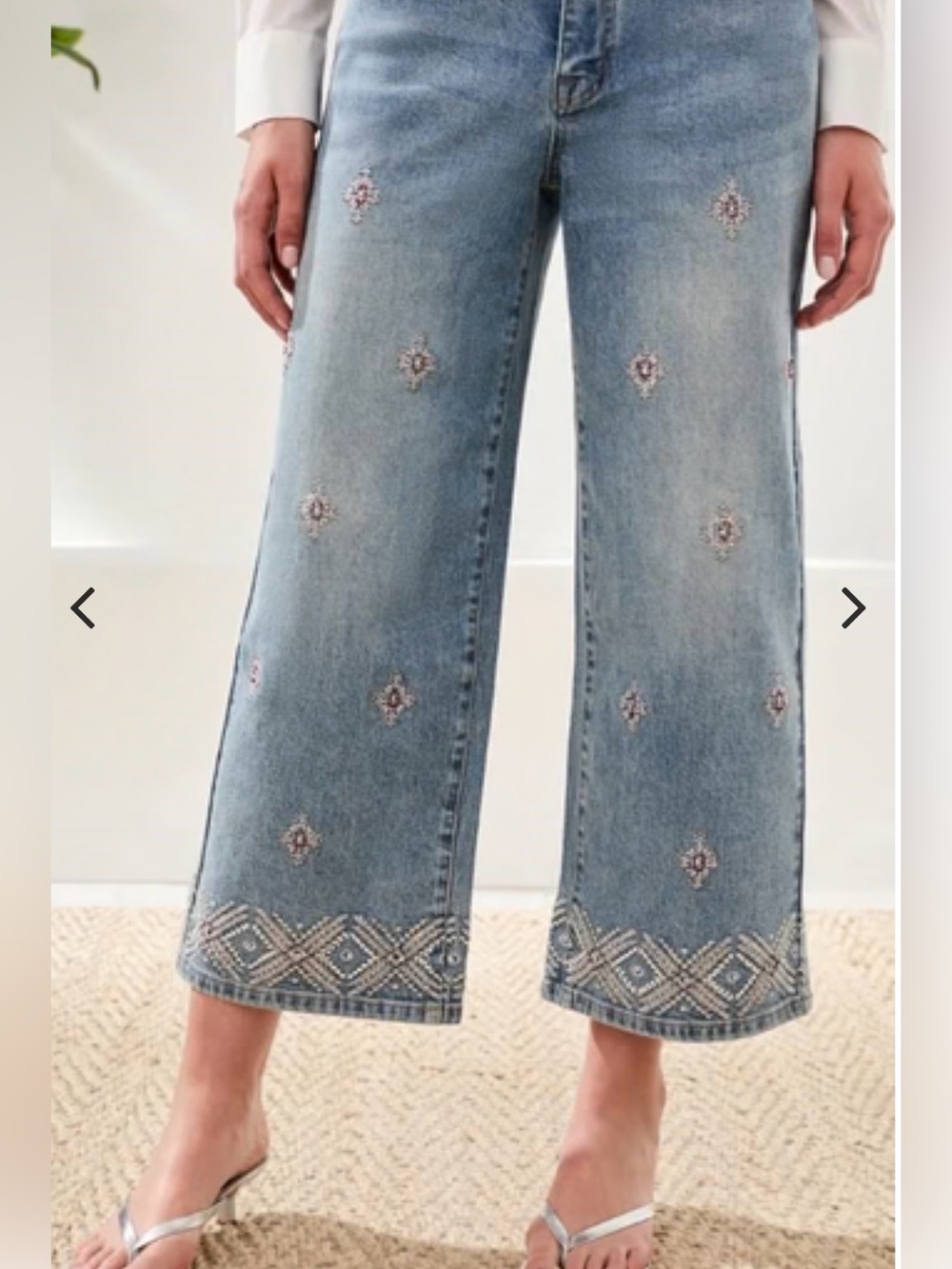 Tribal Audrey Mid Rise Crop Ankle Hugging Embellished Jeans 8 NWT